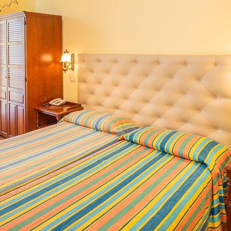 Hotel Palme&Suite Garda  Esterno foto