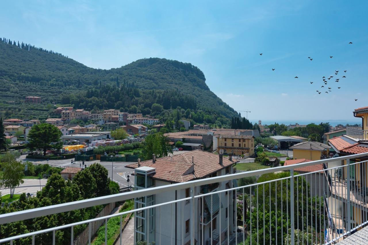 Hotel Palme&Suite Garda  Esterno foto