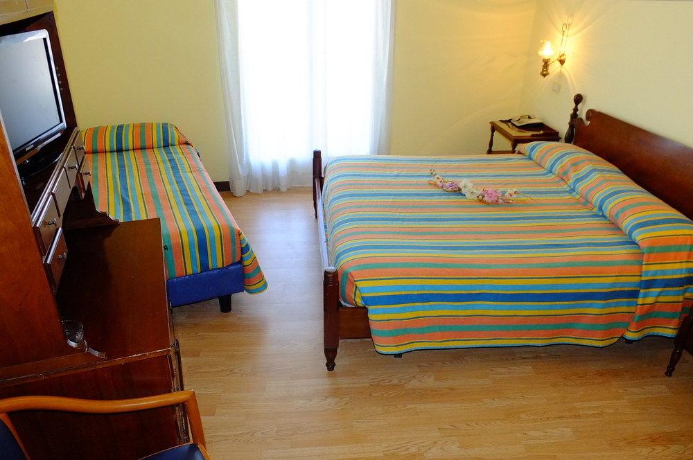 Hotel Palme&Suite Garda  Esterno foto
