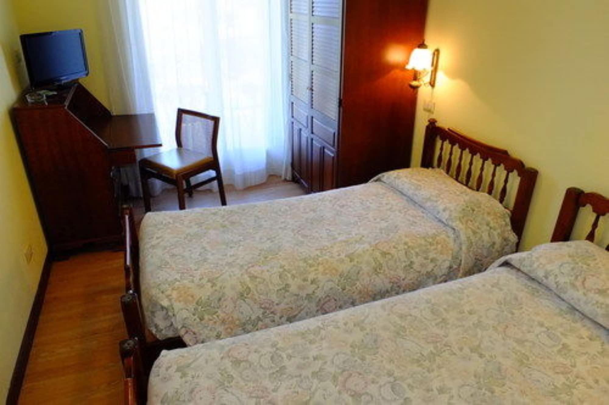 Hotel Palme&Suite Garda  Esterno foto