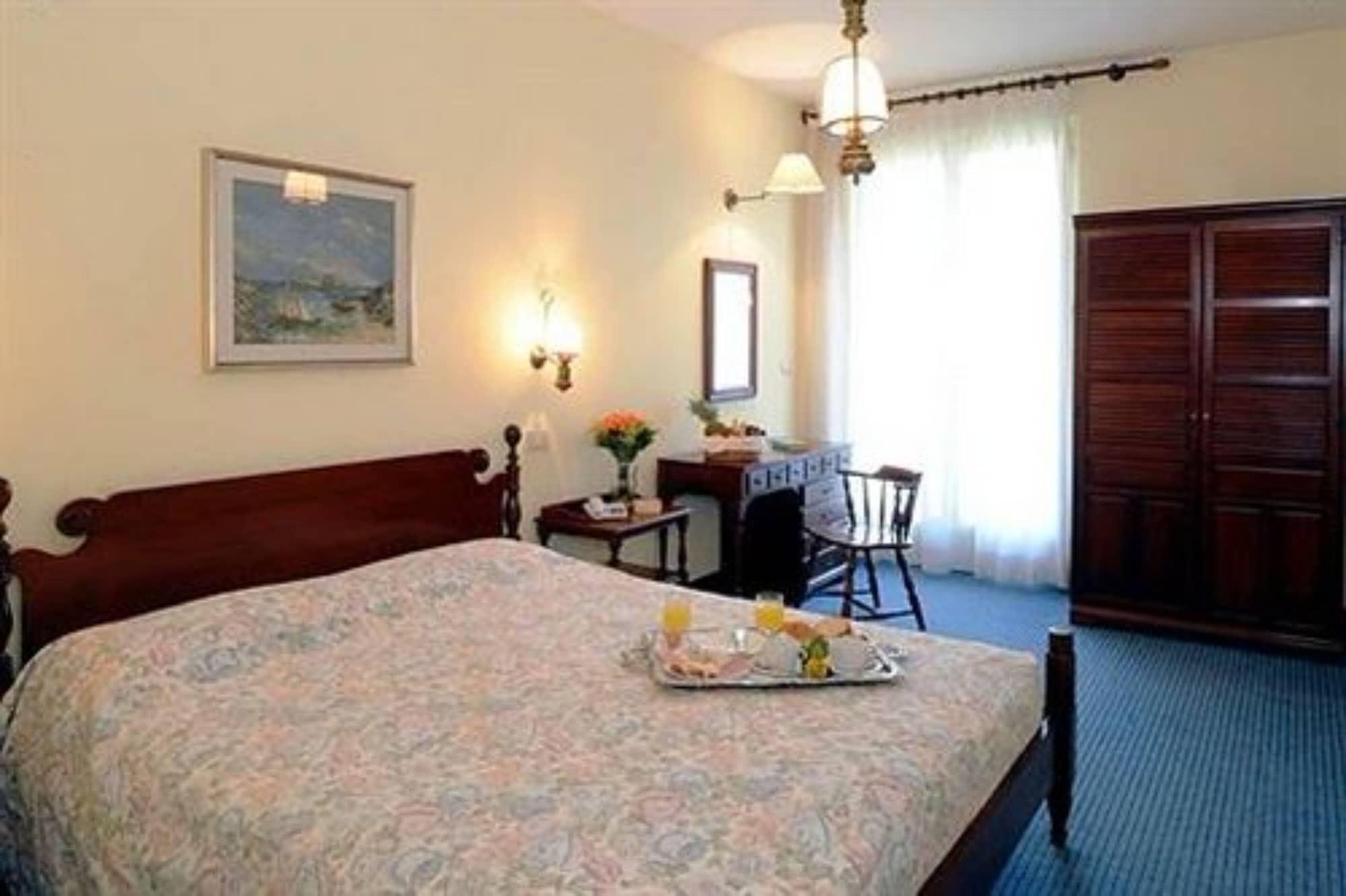 Hotel Palme&Suite Garda  Esterno foto