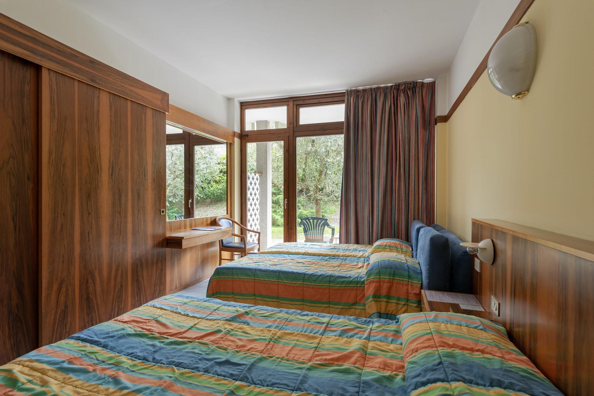 Hotel Palme&Suite Garda  Esterno foto