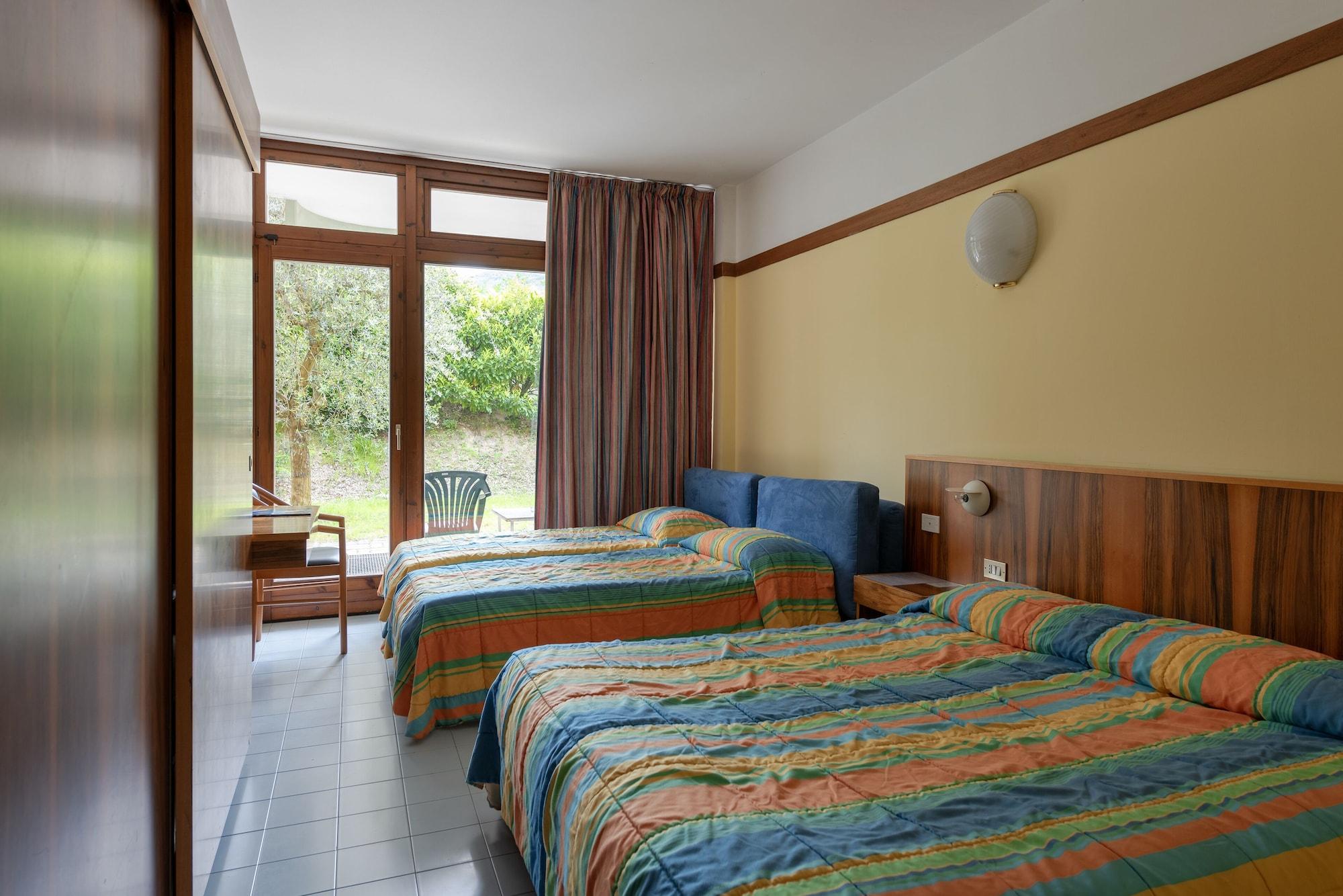 Hotel Palme&Suite Garda  Esterno foto
