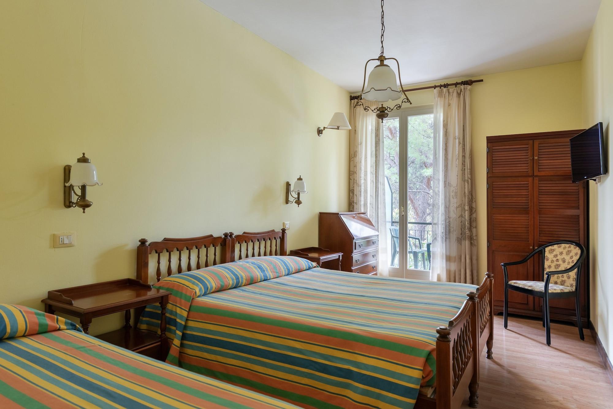 Hotel Palme&Suite Garda  Esterno foto