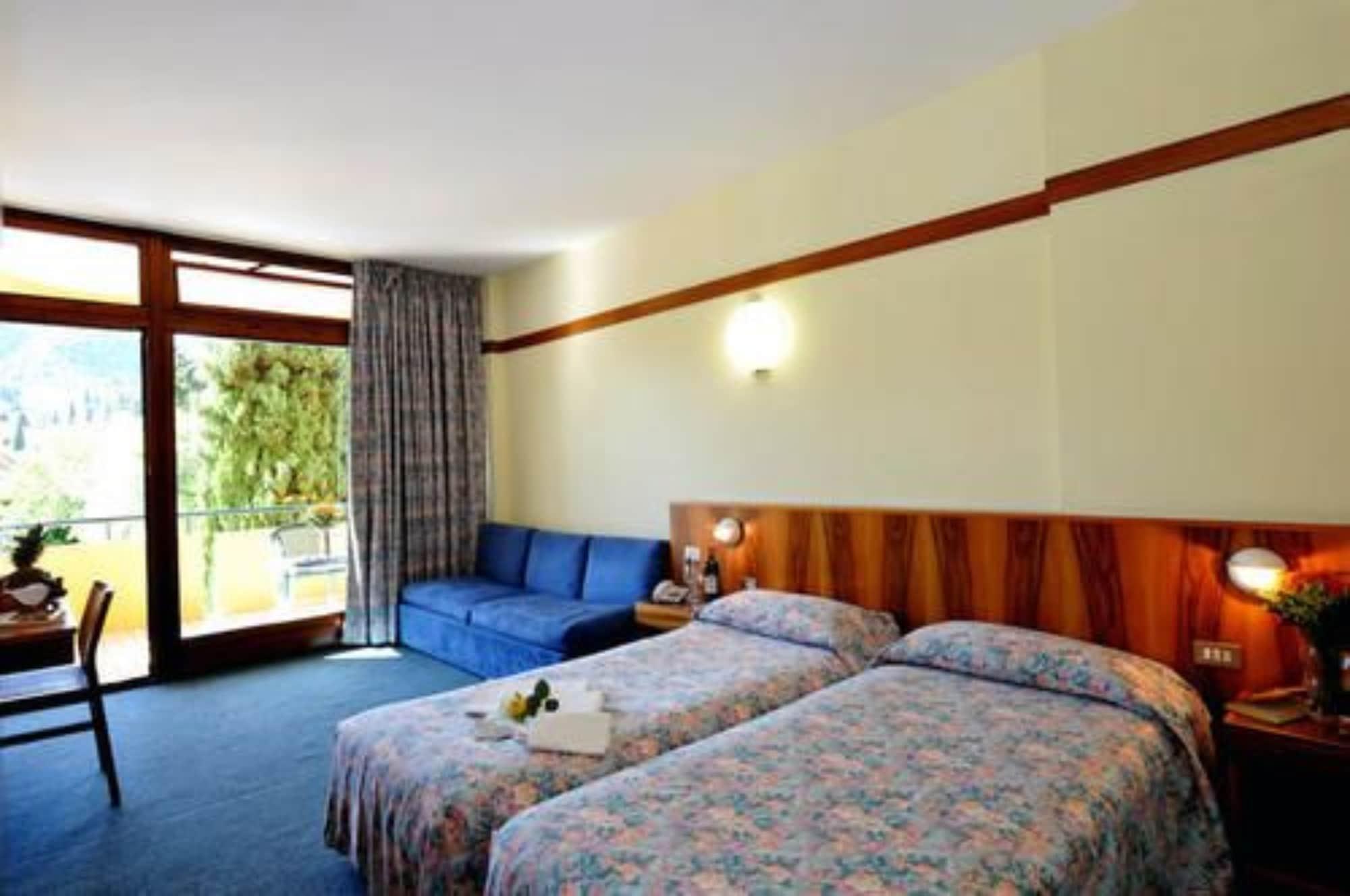 Hotel Palme&Suite Garda  Esterno foto