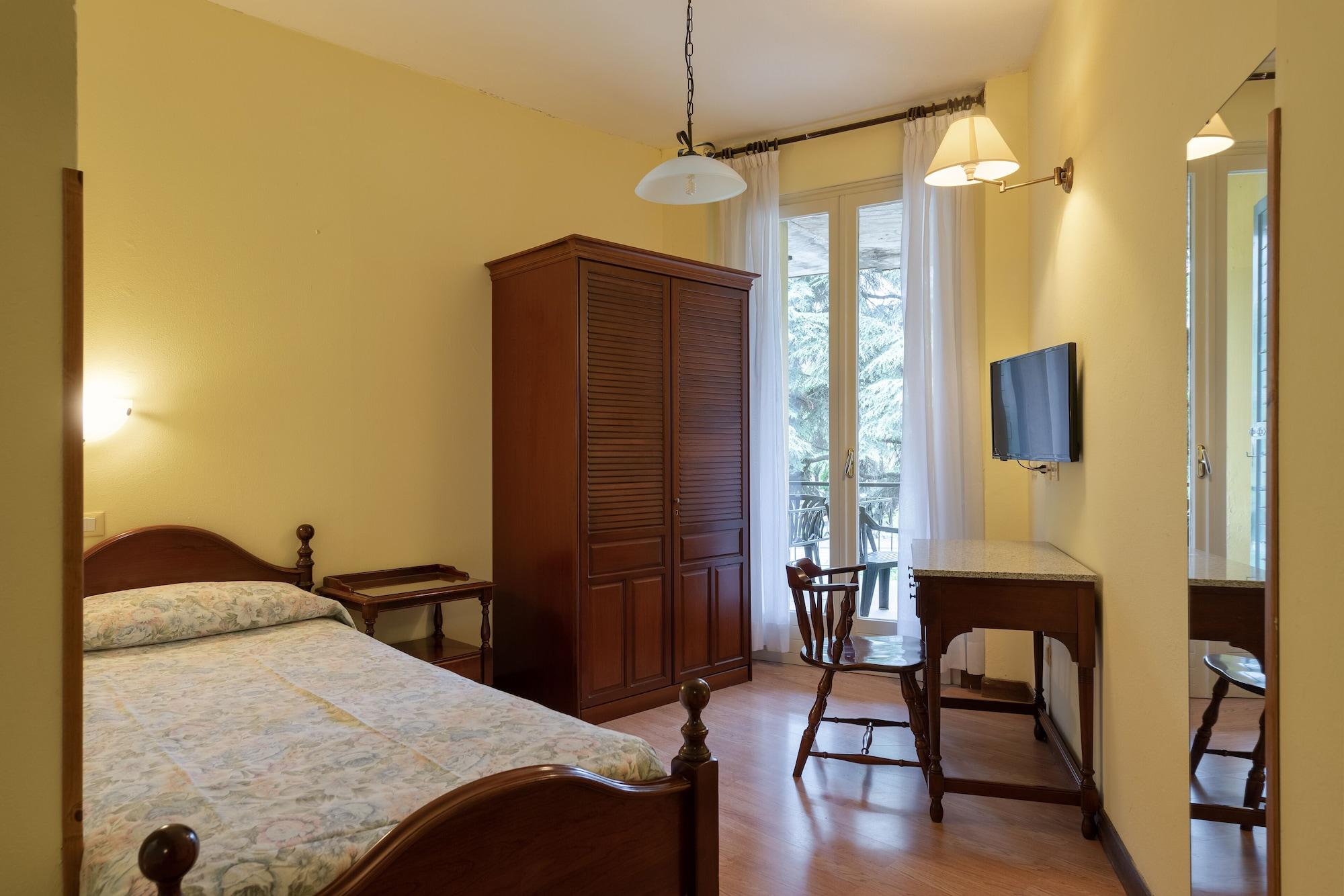Hotel Palme&Suite Garda  Esterno foto